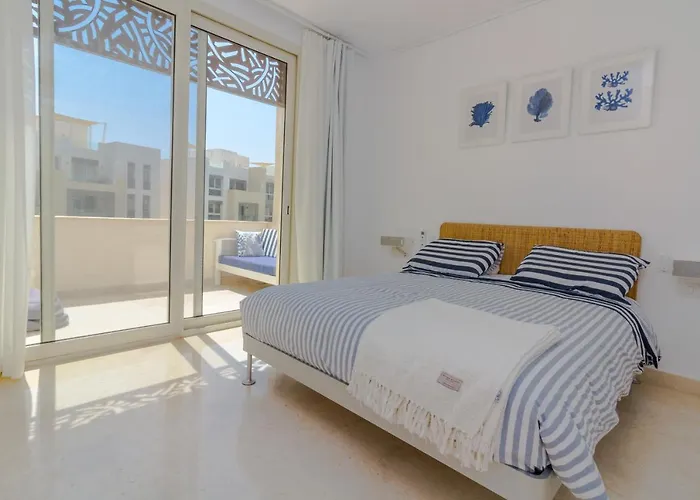 Ollystays Mangroovy Seaview 1br, & Pool Free Access! Red Sea Hurghada
