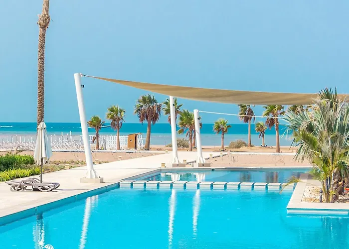 Ollystays Mangroovy Seaview 1br, & Pool Free Access! Red Sea Appartement